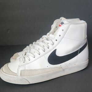 Nike Blazer Mid 77 Vintage White Black Youth 7 Womens 8.5 Mens 7